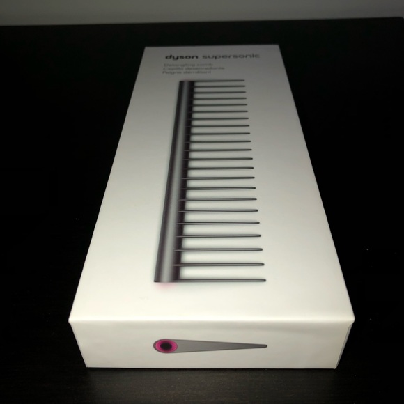 Dyson-designed Detangling Comb - Picture 2 of 2